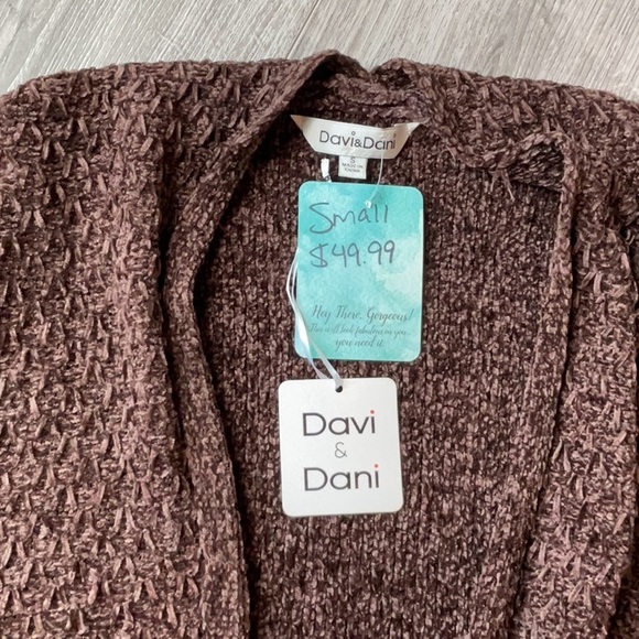 DAVI & DANI NWT Brown Soft Fringed Open sweater with 3/4 sleeves. - Picture 4 of 10